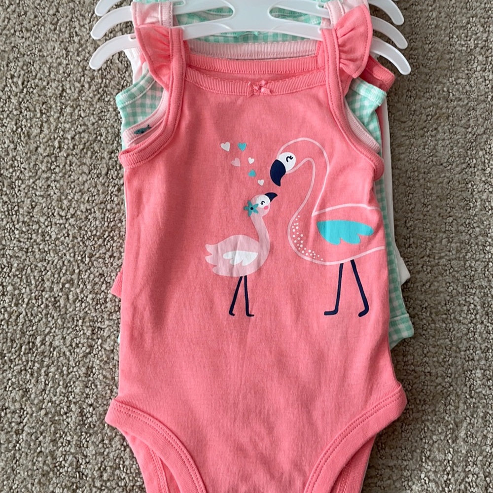🎃3+ for $5 each! 🎃 Carter’s tank top body suits set of 5